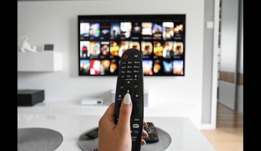 best comedy series to watch - binvirtuals